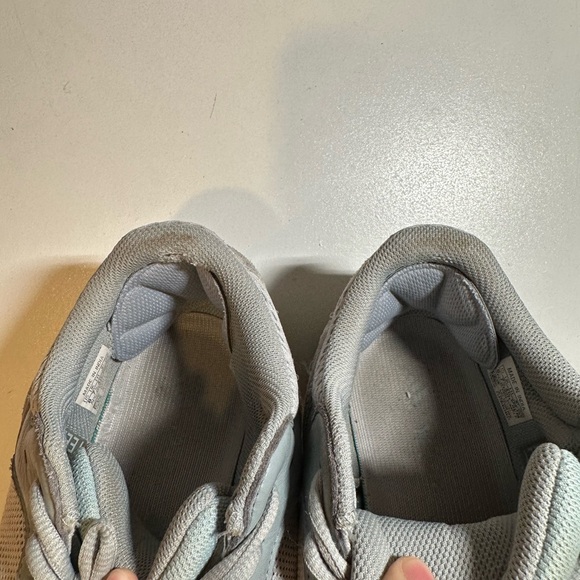 Yeezy Boost 700 Inertia - Picture 8 of 12